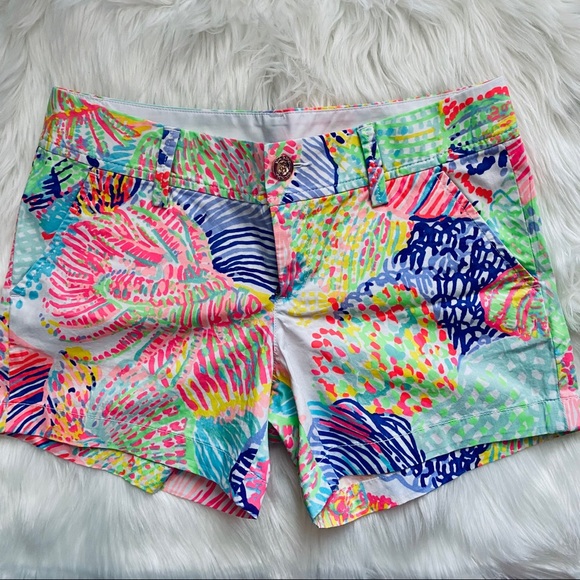Lilly Pulitzer | Roar Of The Seas Callahan Shorts - Picture 2 of 4